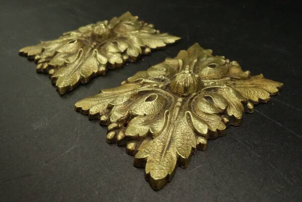 Pair of Louis XVI style ornaments from the 19th century - gilded bronze