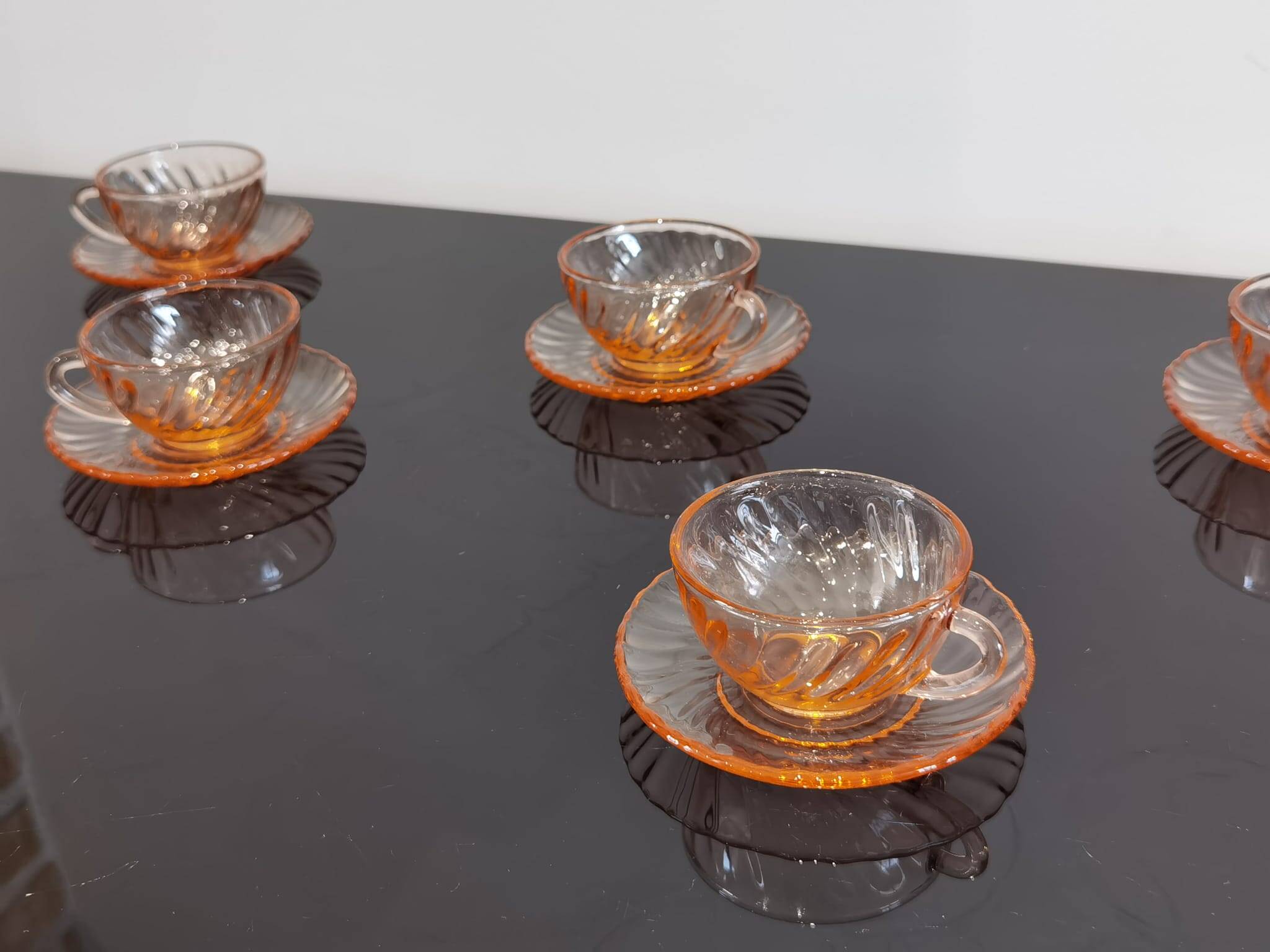 5 Rosaline Arcoroc twisted pink glass cups and saucers