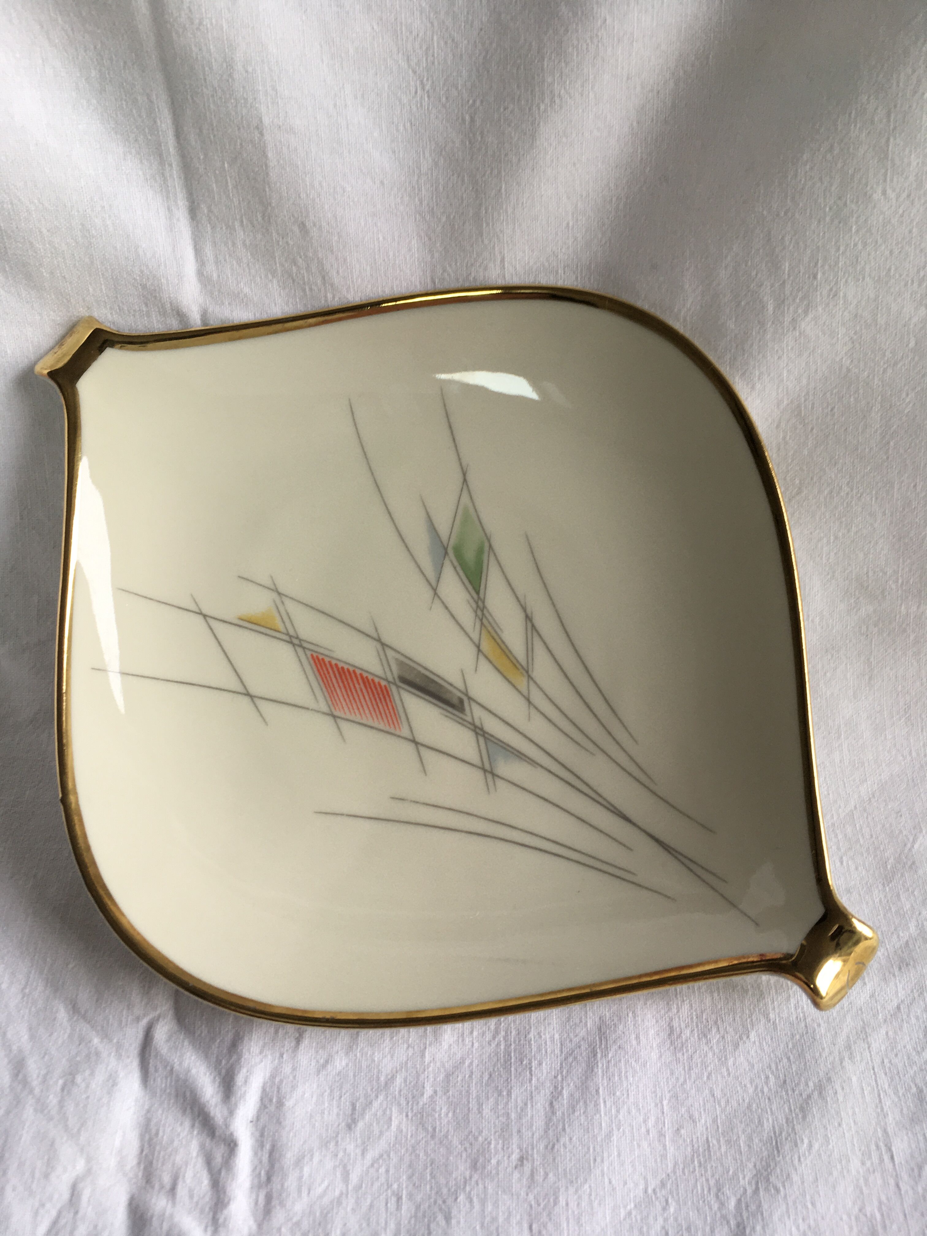 Presentation plate 50s
