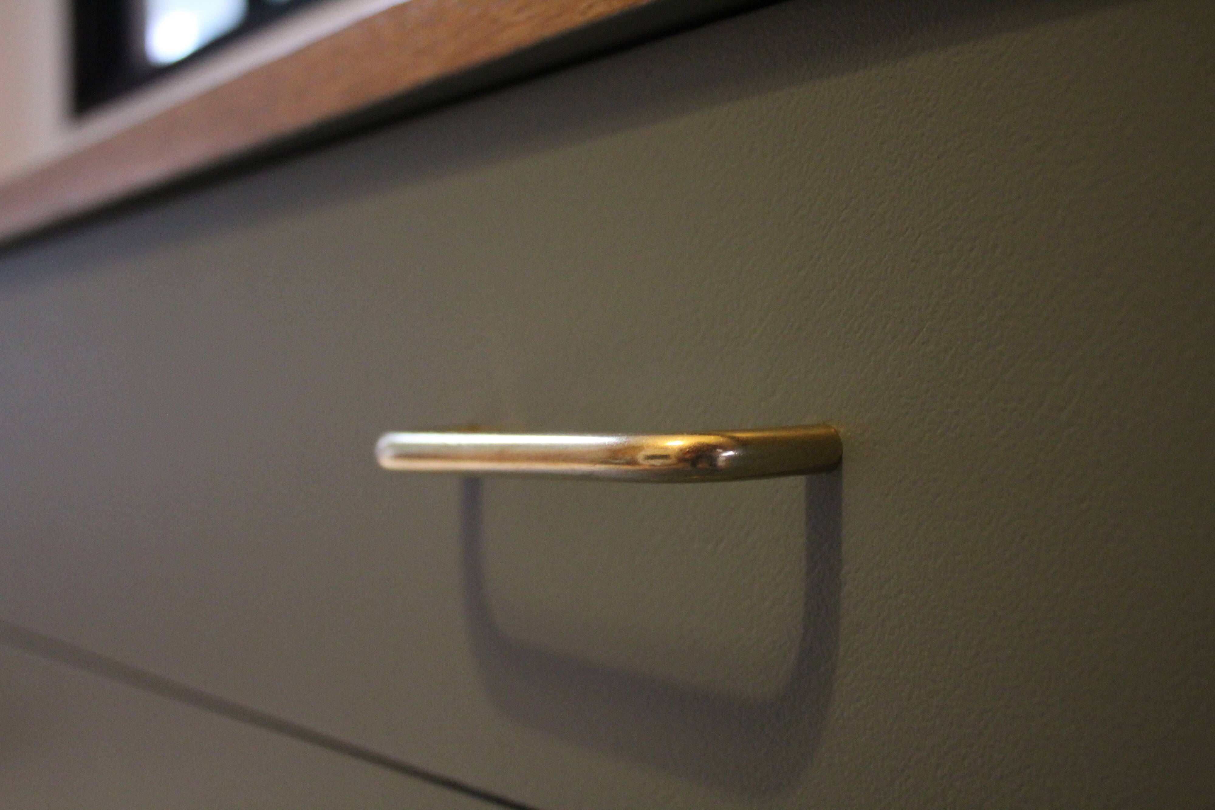 Vintage chest of drawers