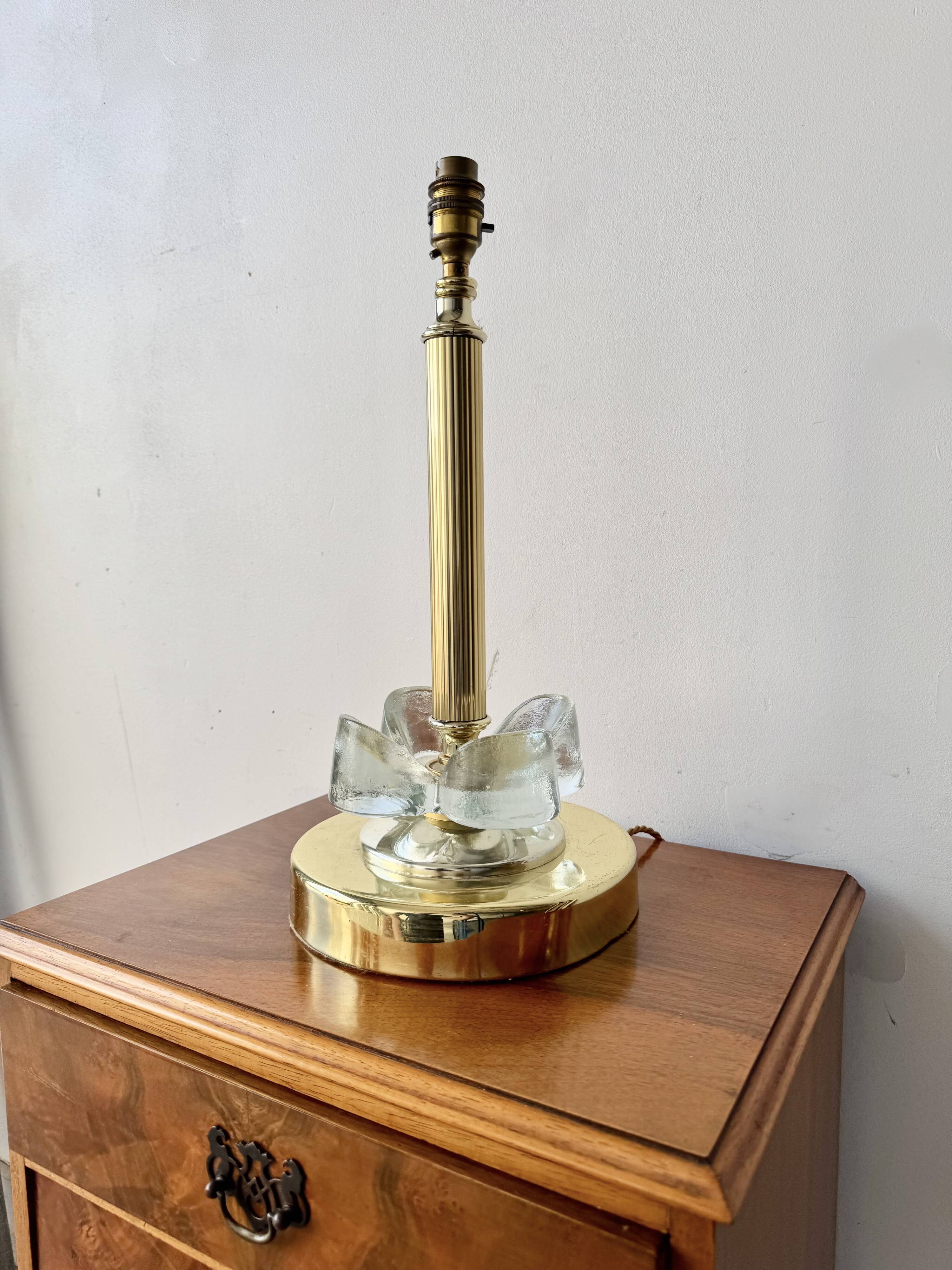 Base de lampe de table en laiton et verre vintage