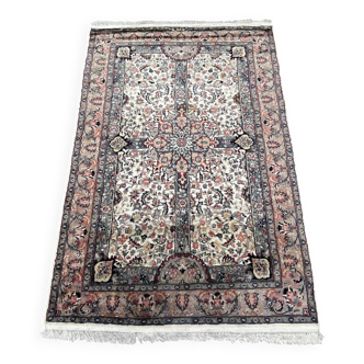 Handmade Persian rug in wool and silk