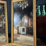 Paire De Miroirs Du Début Du XIXe En Bois Doré De Style Louis XVI