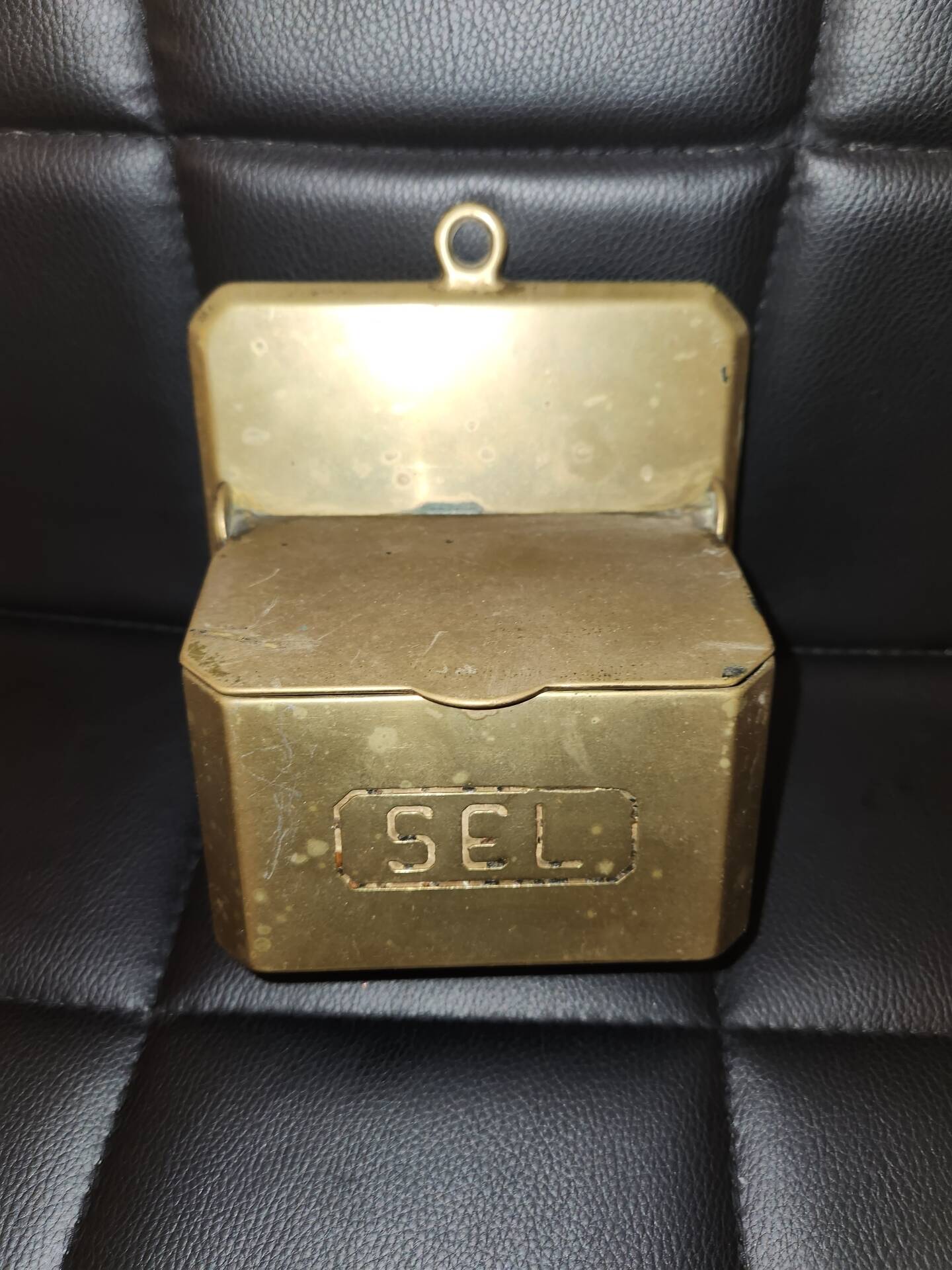 Boite a sel vintage en laiton