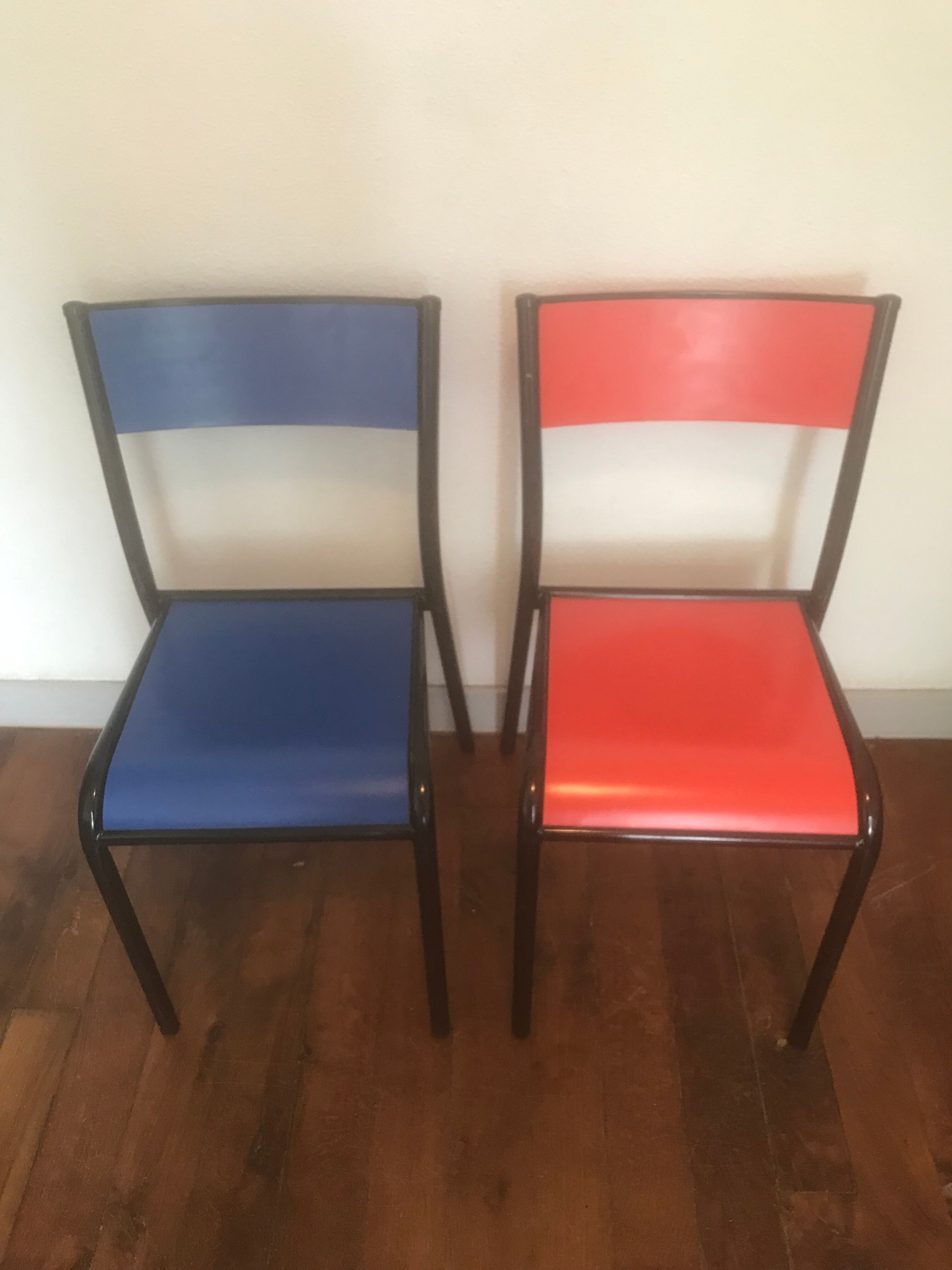 Paire de chaises d’école Mullca 510 vintage