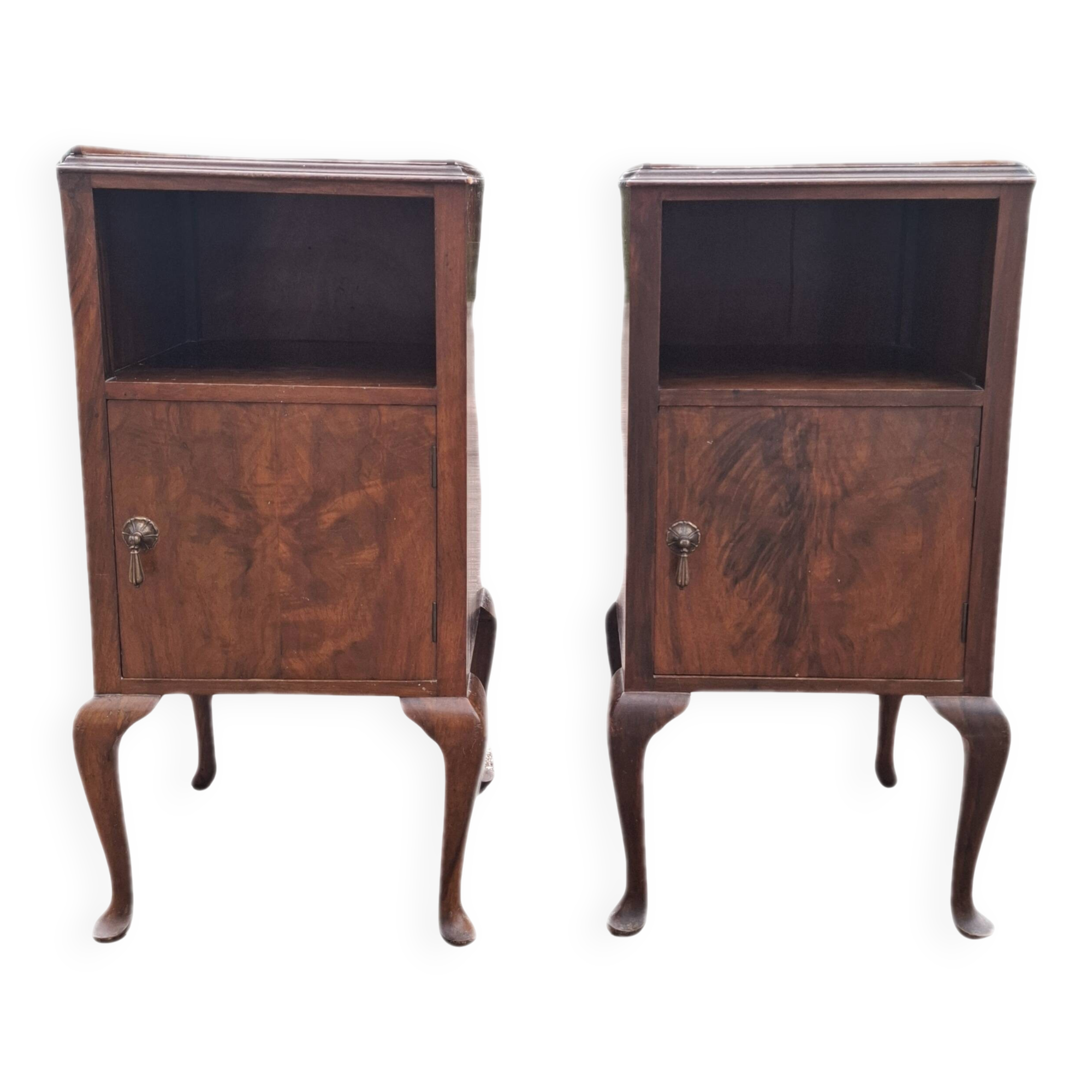 Set of 2 antique bedside tables