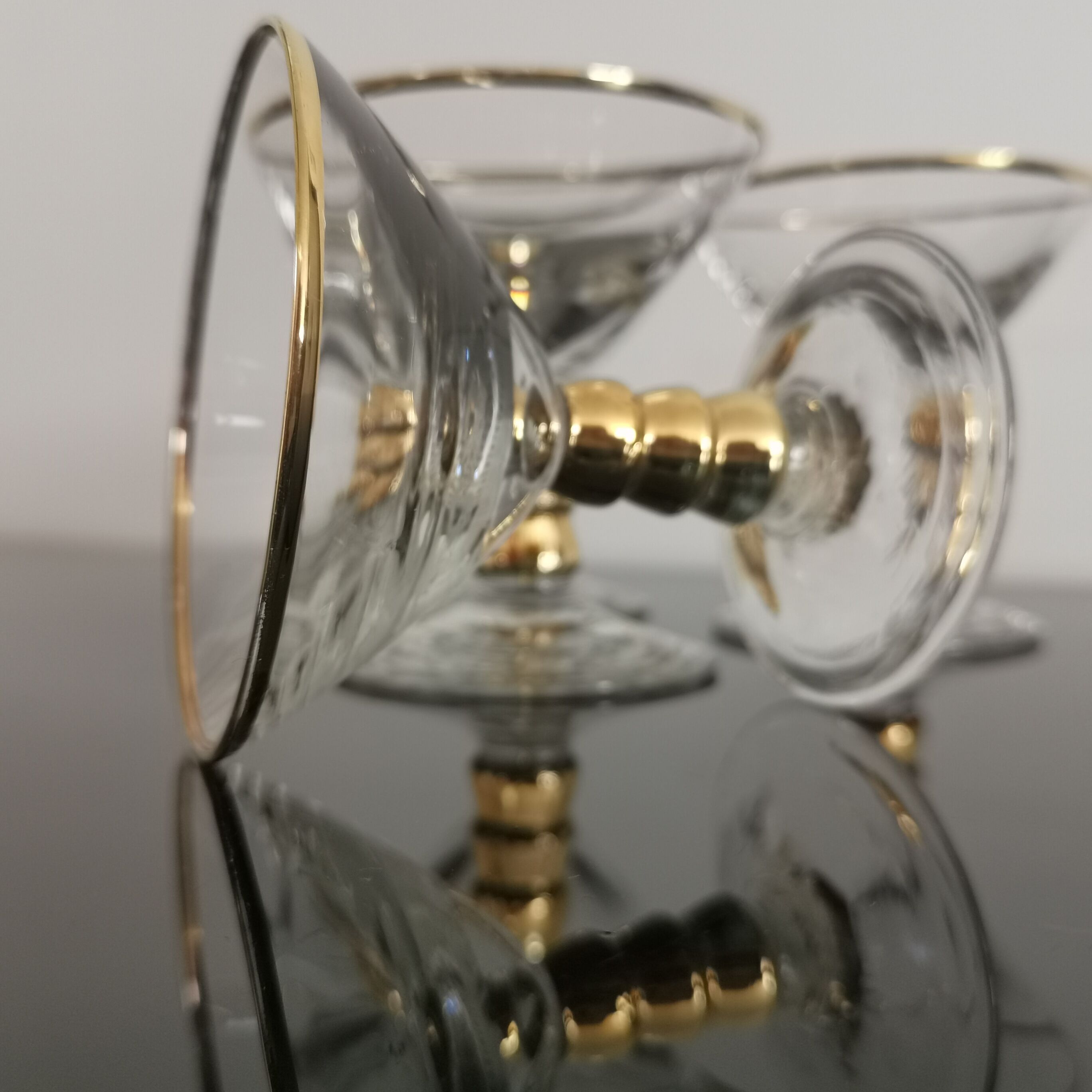 Vintage cocktail glasses/liqueurs