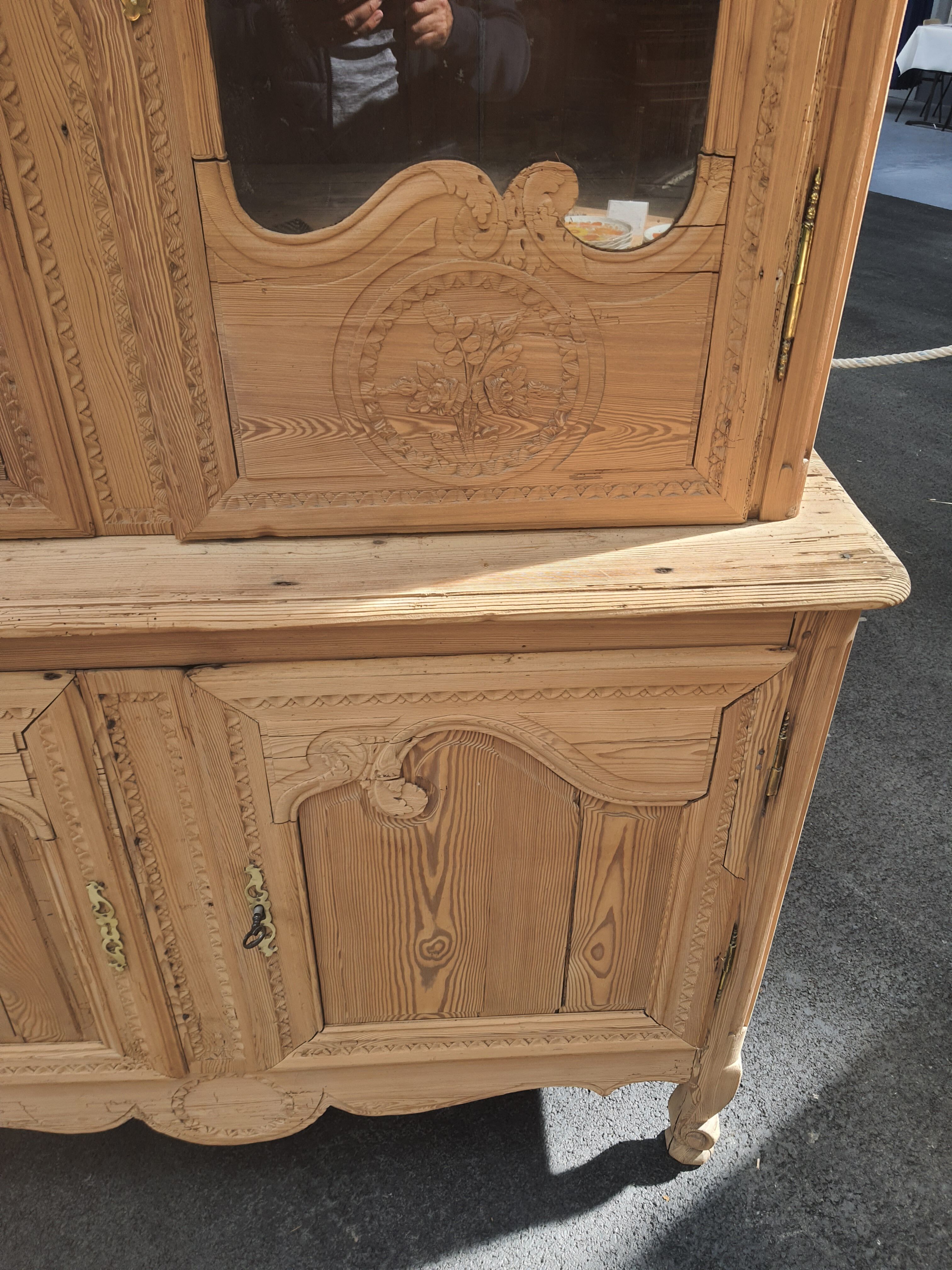 Cauchois fir sideboard