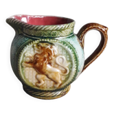 Onnaing slipware pottery