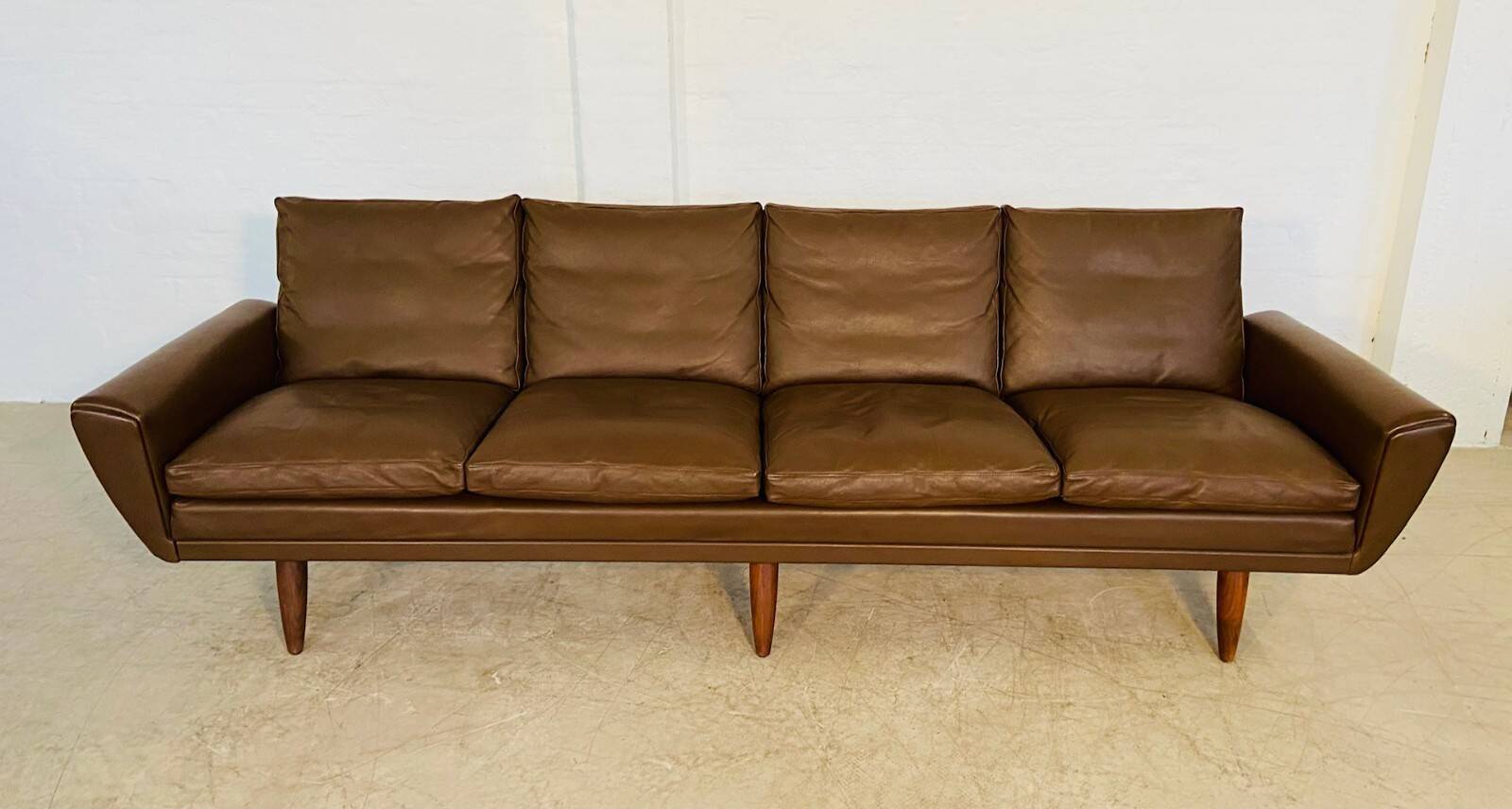 Vintage retro Danish mid-century G. Thams 4 person sofa in brown leather 1960