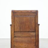 Fauteuil ancien en peau de mouton retapissée