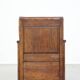 Fauteuil ancien en peau de mouton retapissée