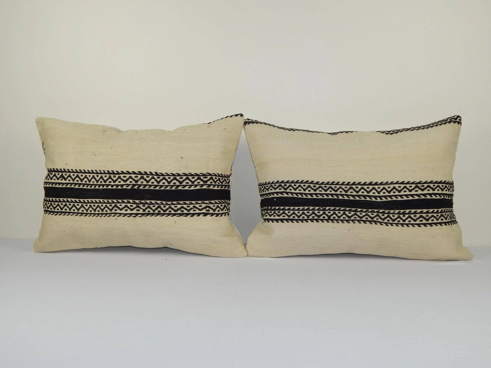 Set of 2 vintage kilim cushion covers 56x41 cm