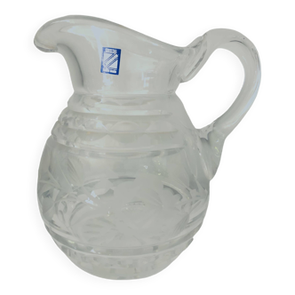 Engraved crystal pitcher, master cristallier e.bourdon