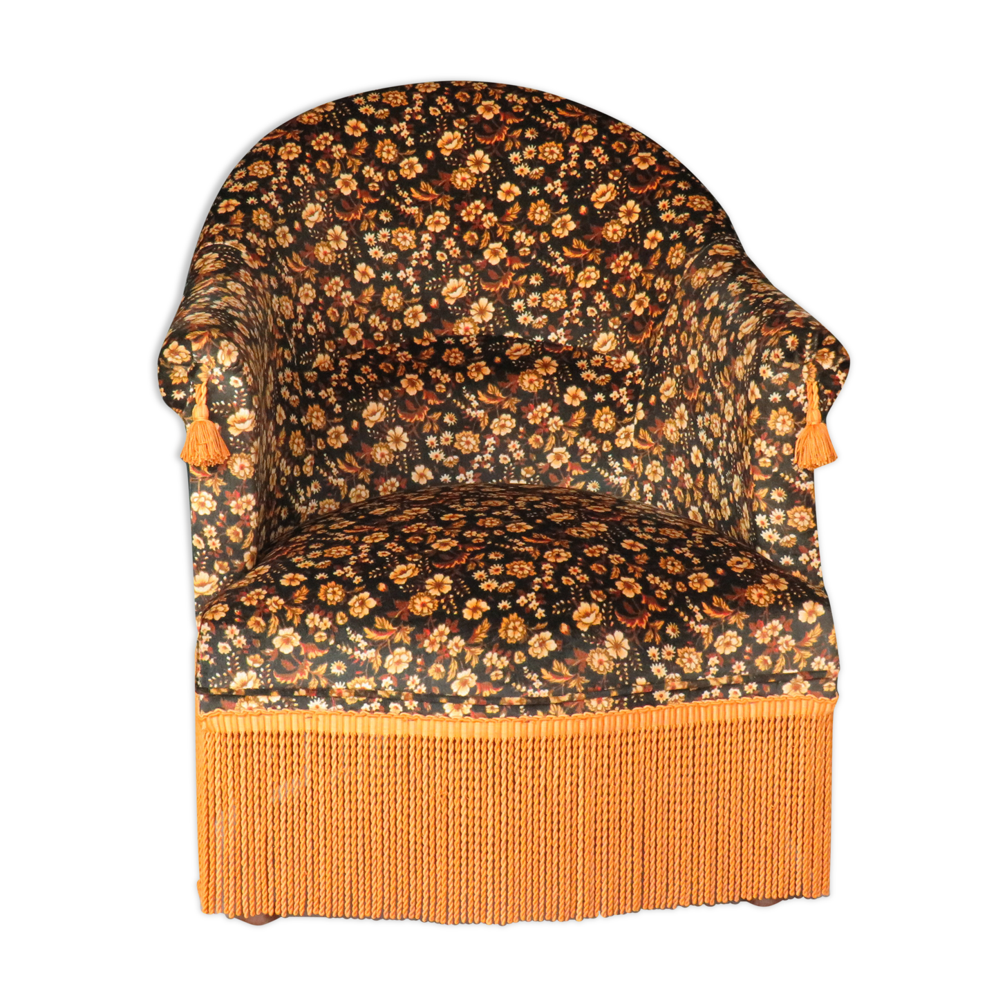 Velvet toad chair