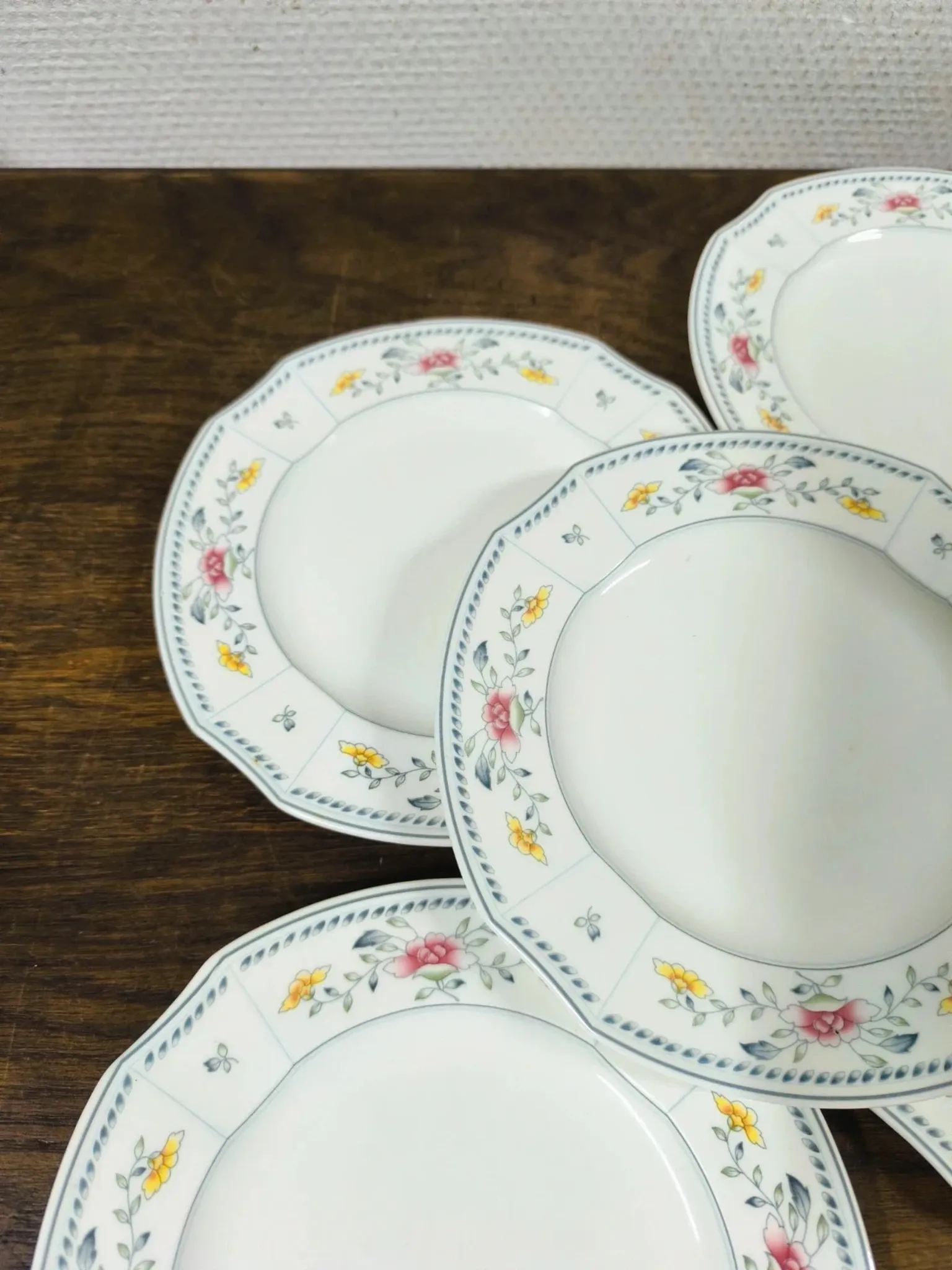 Set of 5 Villeroy & Boch "Nanking" Bone China Vintage Dessert Plates