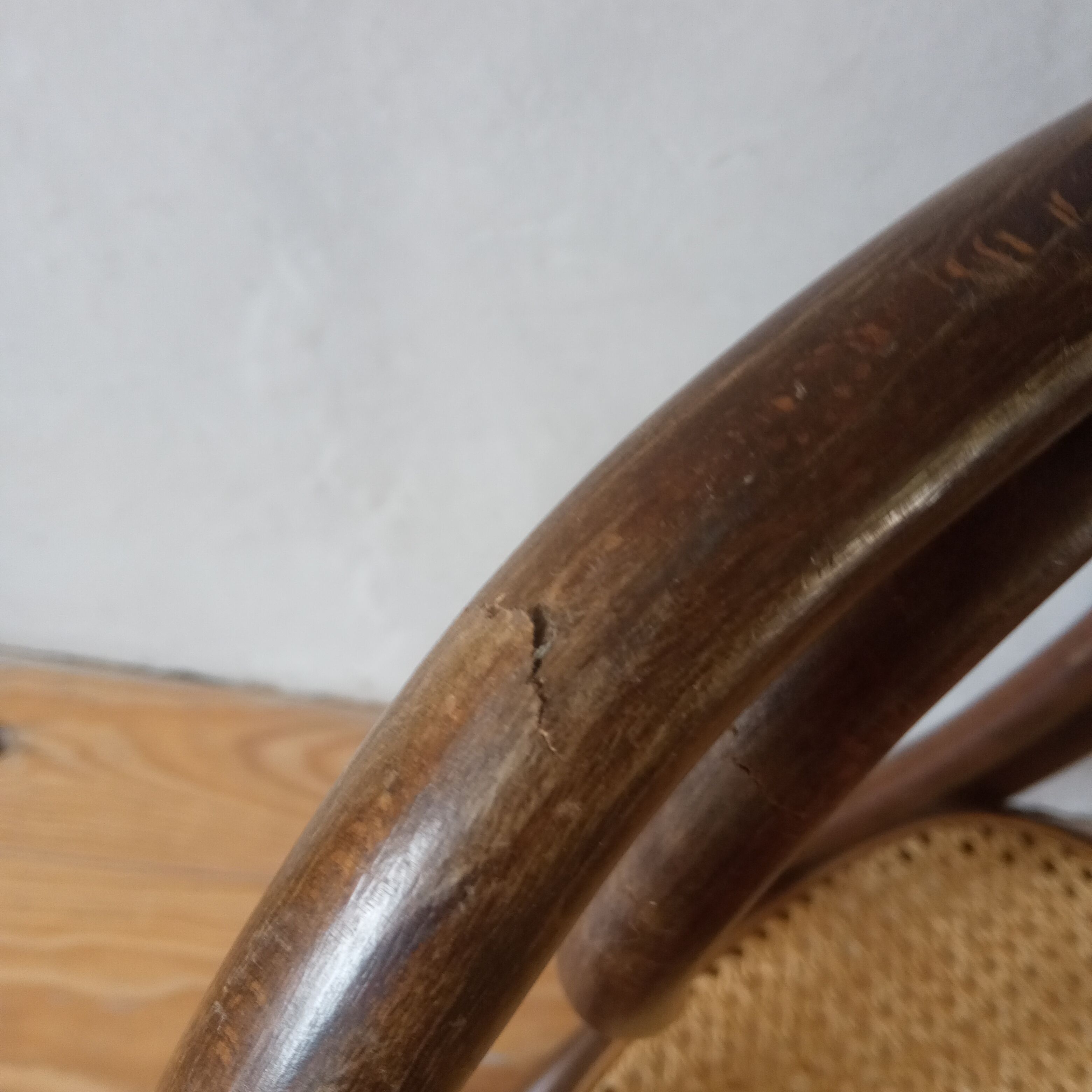 Bistro chair in wood and cannage