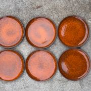 Assiettes céramique émaux orange années 70