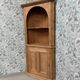 Encoignure vintage / armoire d’angle en pin