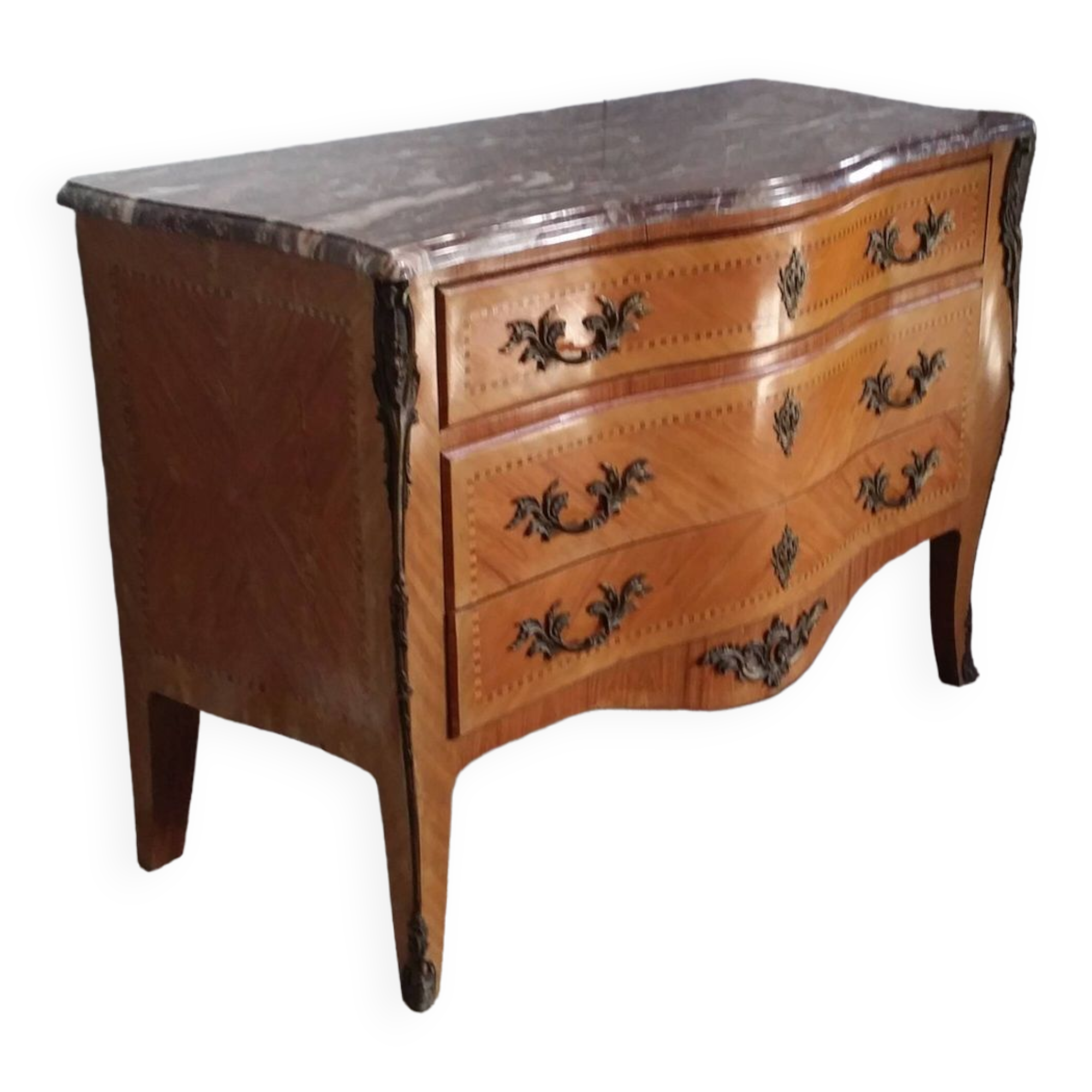 Louis XV chest of drawers