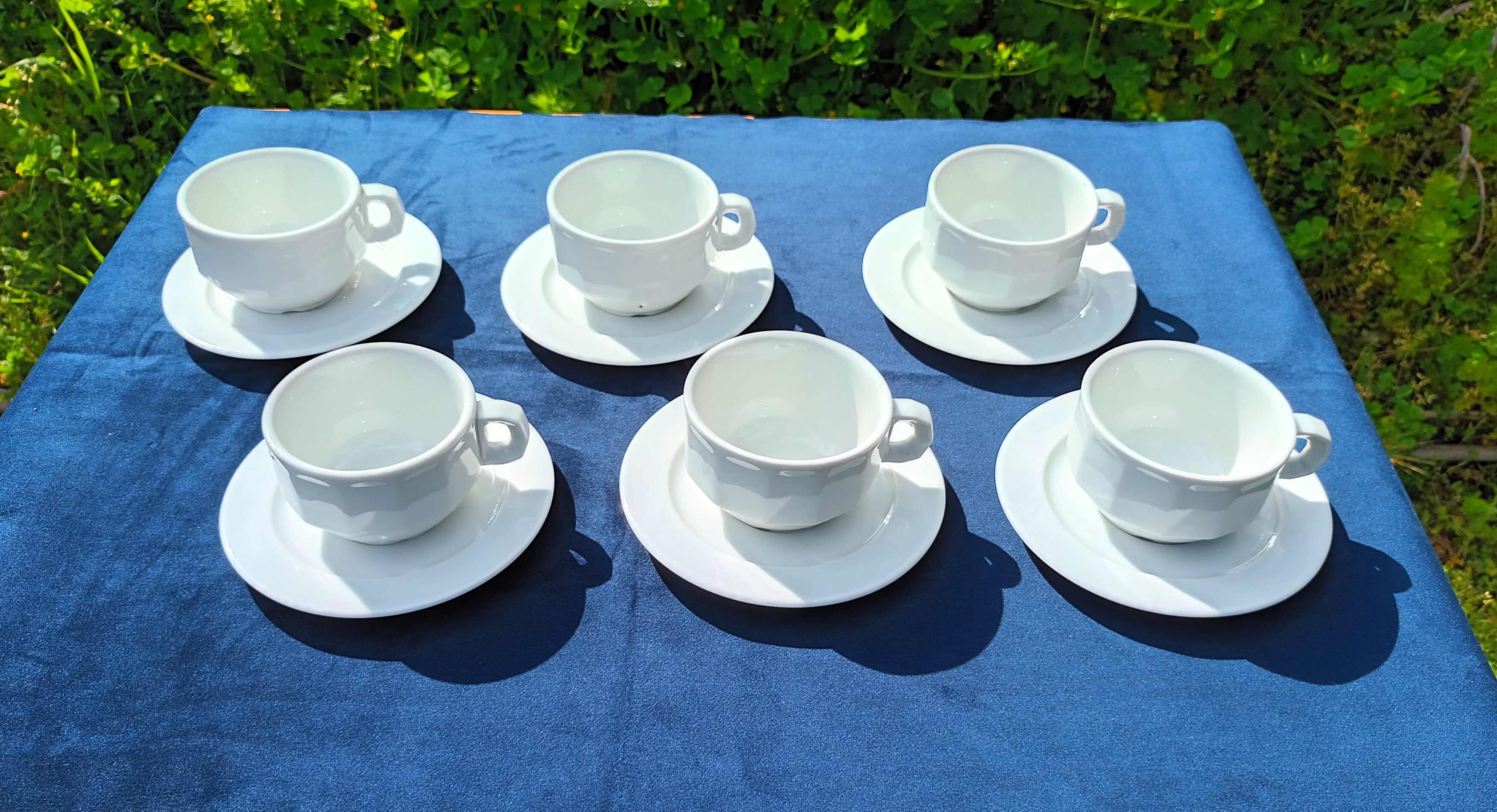 Lot de 6 tasses chocolat bistrot anciennes porcelaine Pillivuyt blanches  20 cl