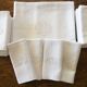Nappe damassée et ses 12 serviettes brodé monogramme SC damas floral