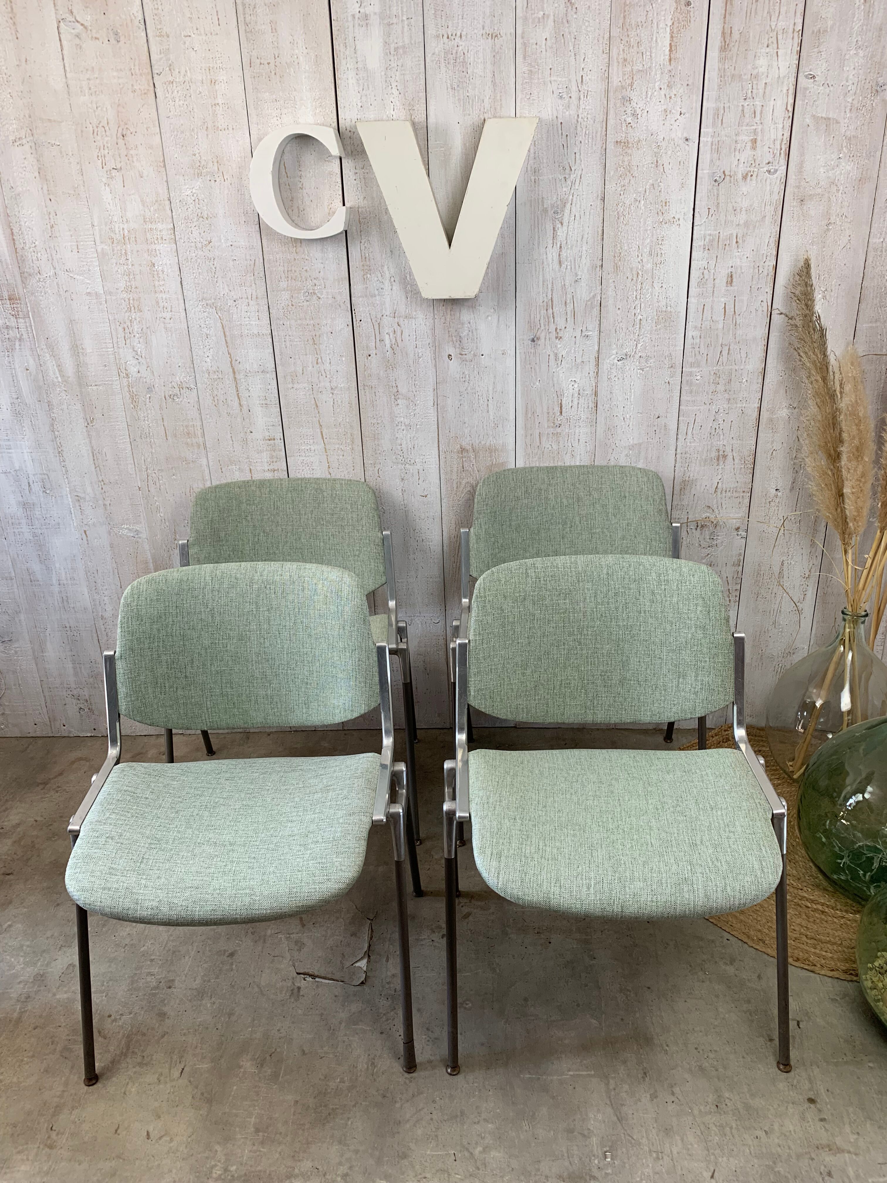 Series of 4 chairs by Giancarlo Piretti, Castelli 70