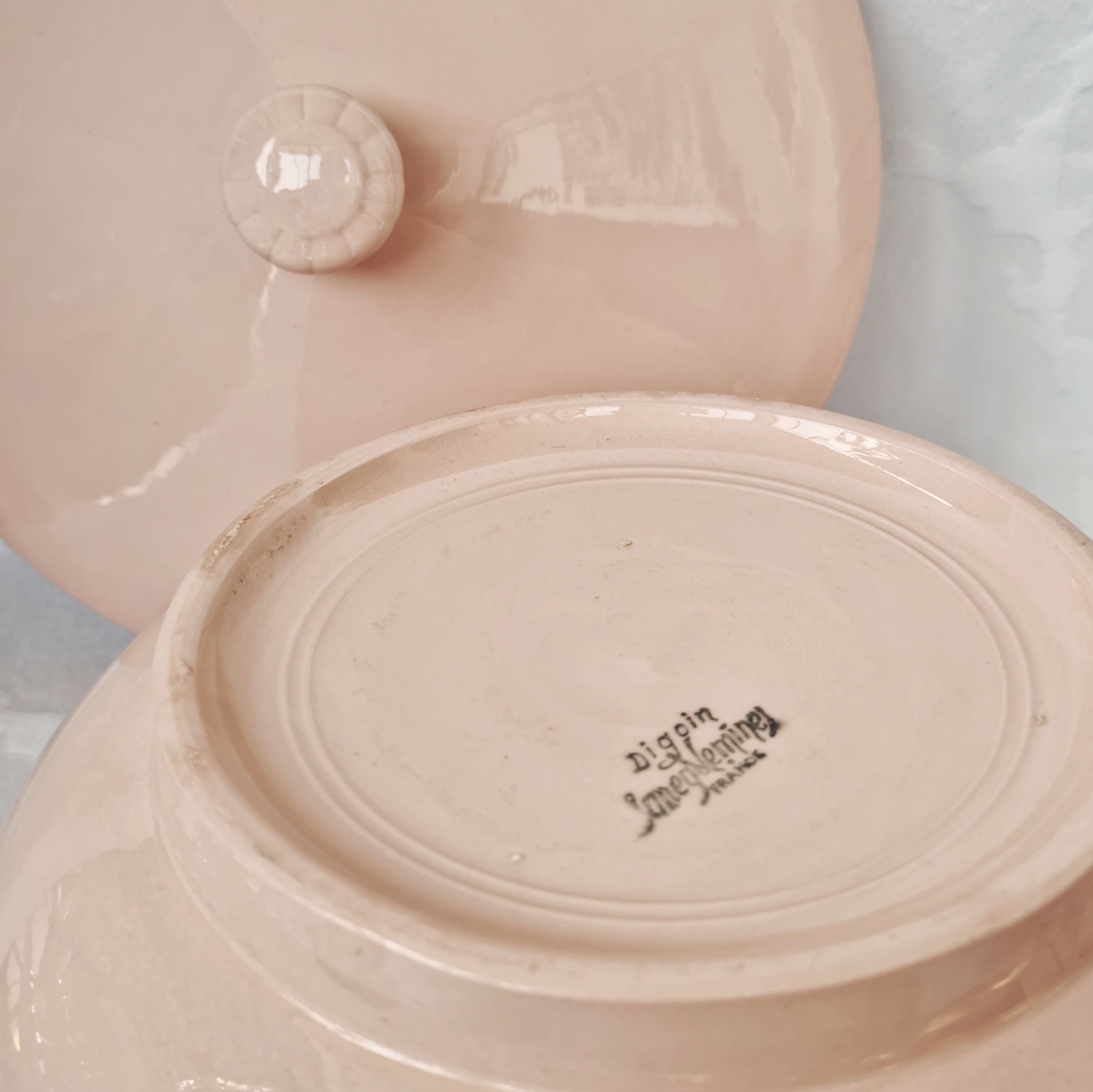 Soupière rose Digoin Sarreguemines