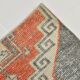 Tapis vintage orange et gris de petite taille 2x3