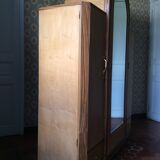 Ice-cream dressing closet with art deco dome