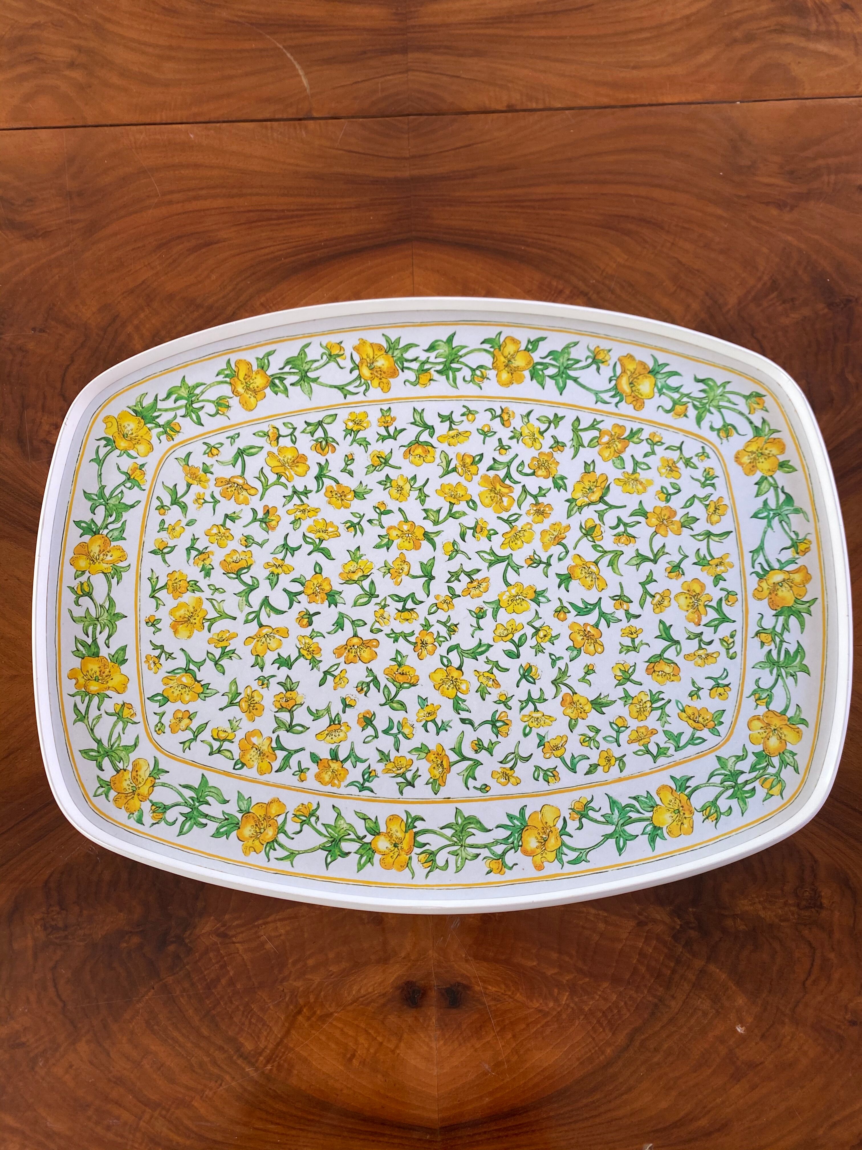 Yellow flower tray