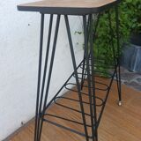 Eiffel foot console