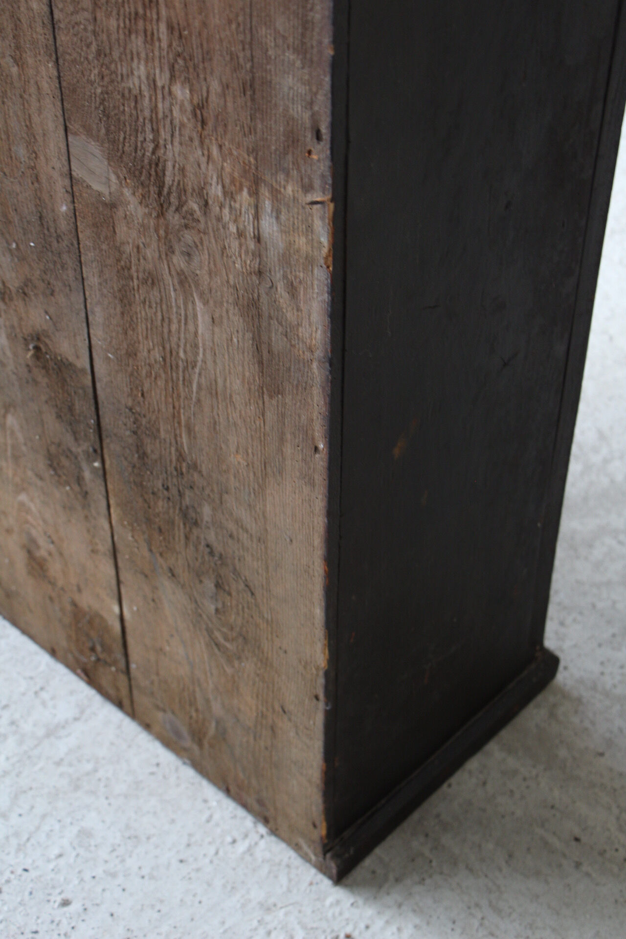 Rustic buffet French black 1920