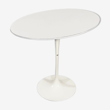 Tulip oval side table by Eero Saarinen Knoll edition, 1960s