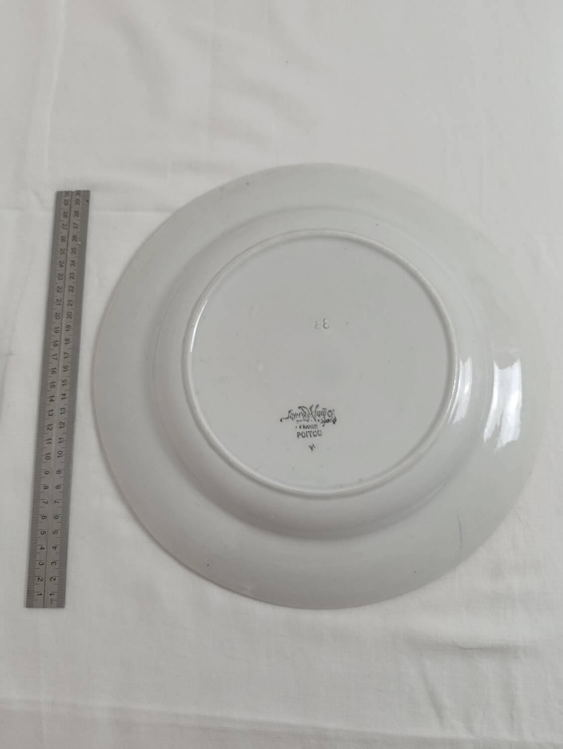 Large round dish Sarreguemines Poitou