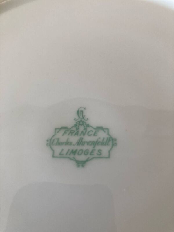 2 Grandes Assiettes de présentation décor « arbre des Indes » Charles Ahrenfeldt