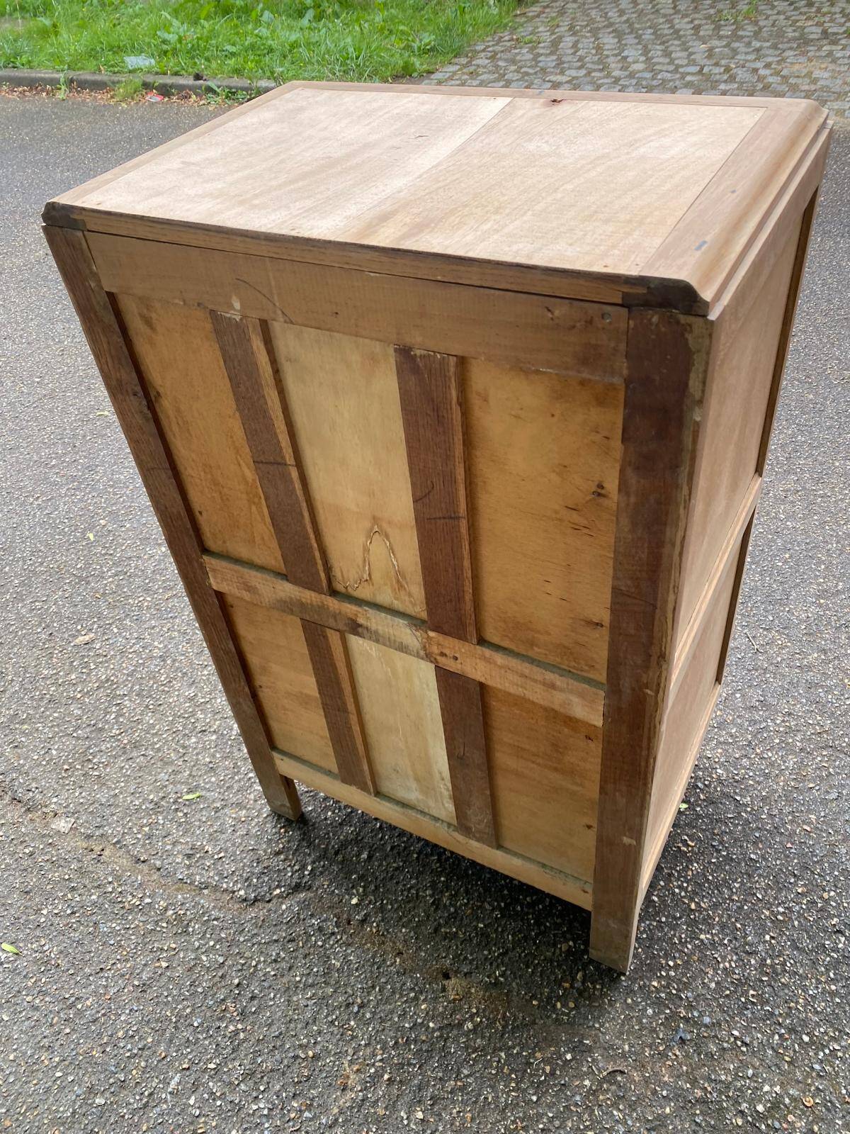 Renovated Art Deco chest of drawers in oak from 1950.