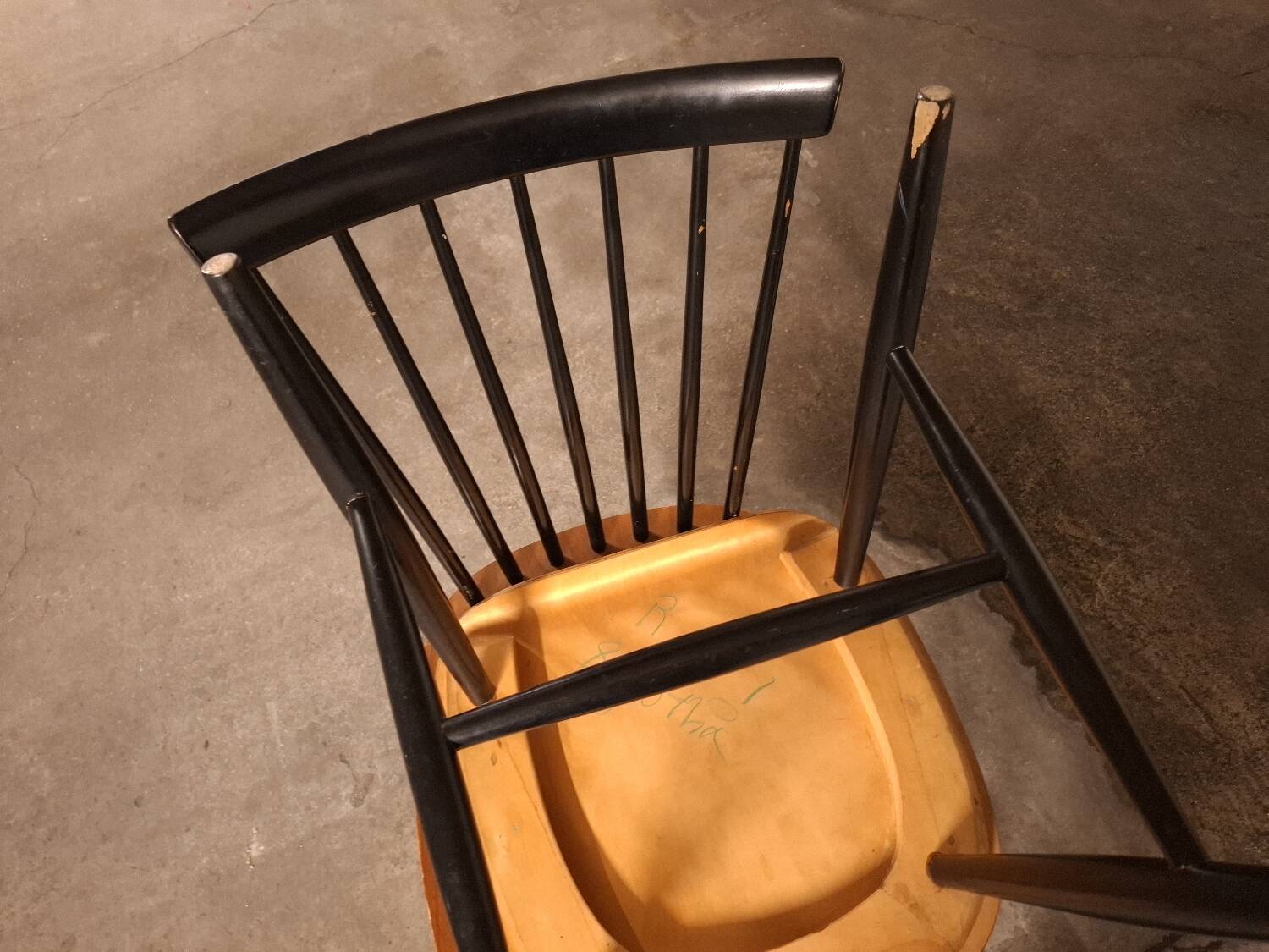 2 chaises Scandinaves , Sven Éric Fryklund