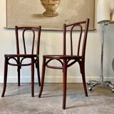 2 bistro chairs in arched and dark wood