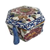 Large candy box, Gien, early 20th century, peony decoration, floral decoration