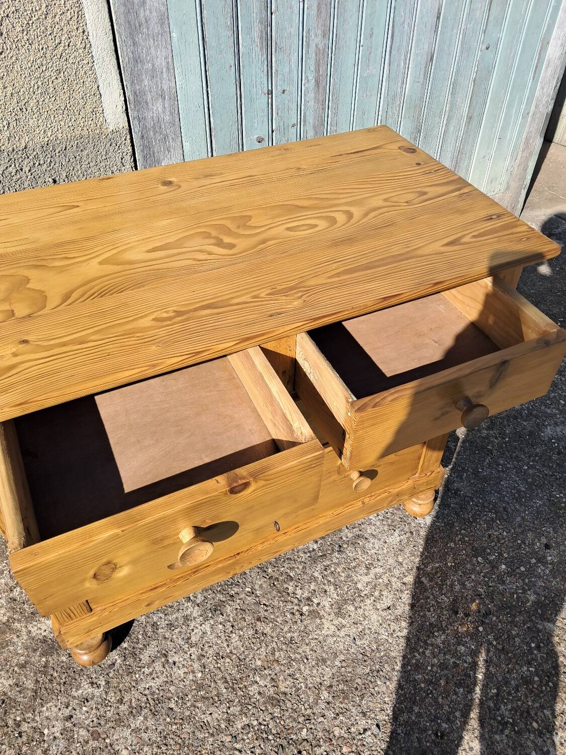 Fir chest of drawers