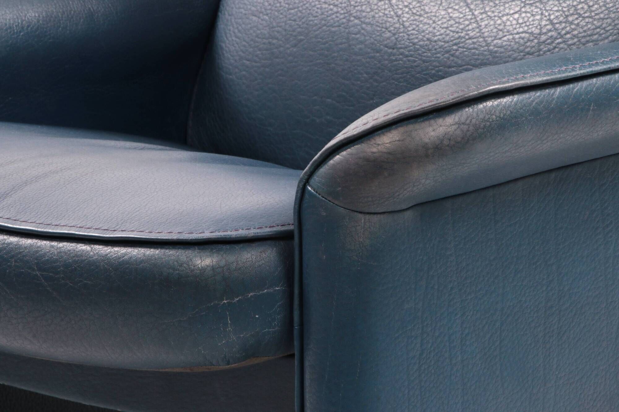 De Sede DS 50 Relax armchair with Hocker leather Petrol colour, 1980 Switzerland