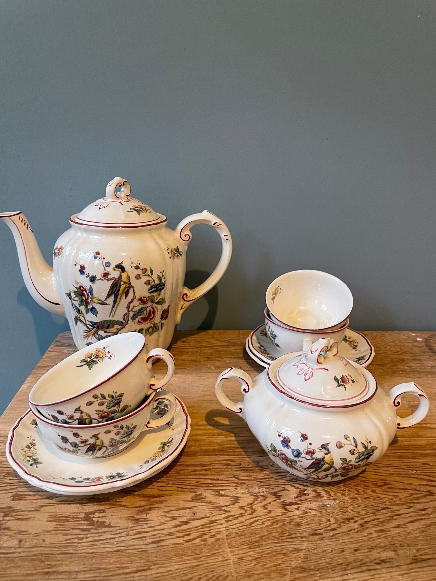 Set of 10 pieces of a Villeroy and Boch tea set, Phoenix model
