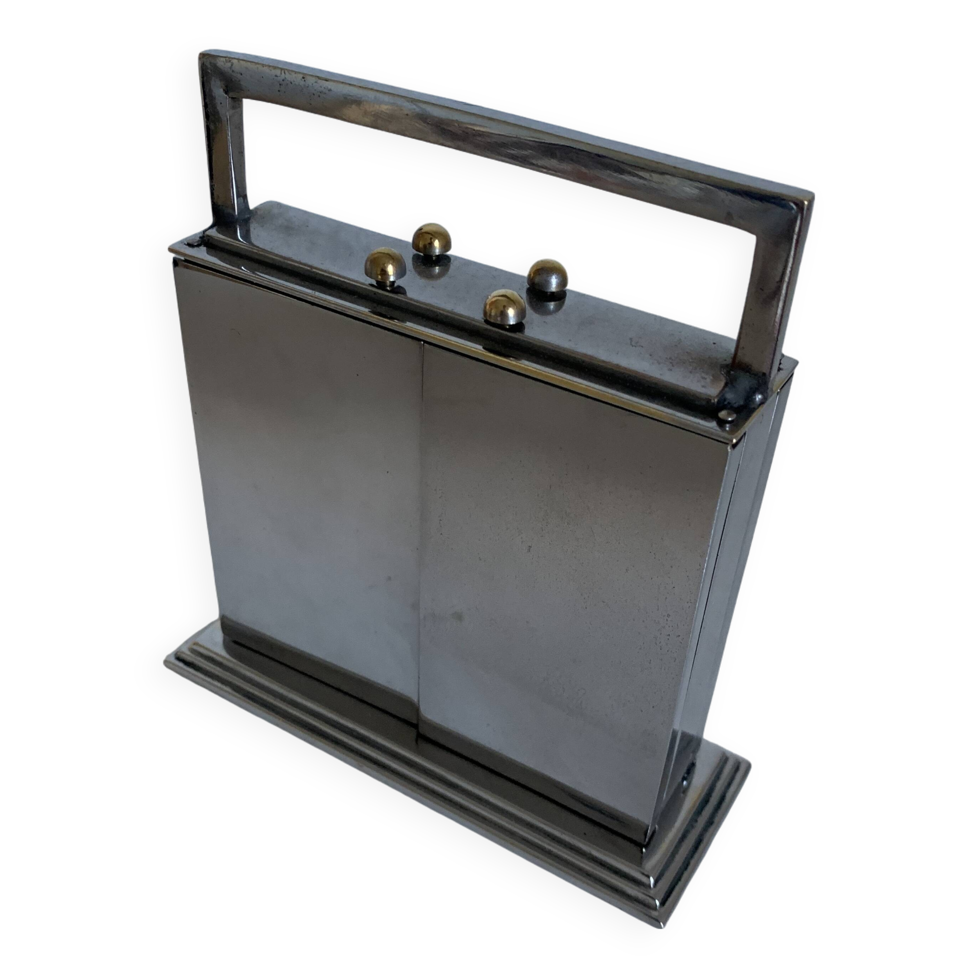 Vintage 1930s cigarette dispenser in chrome-plated brass - 13 x 11 cm
