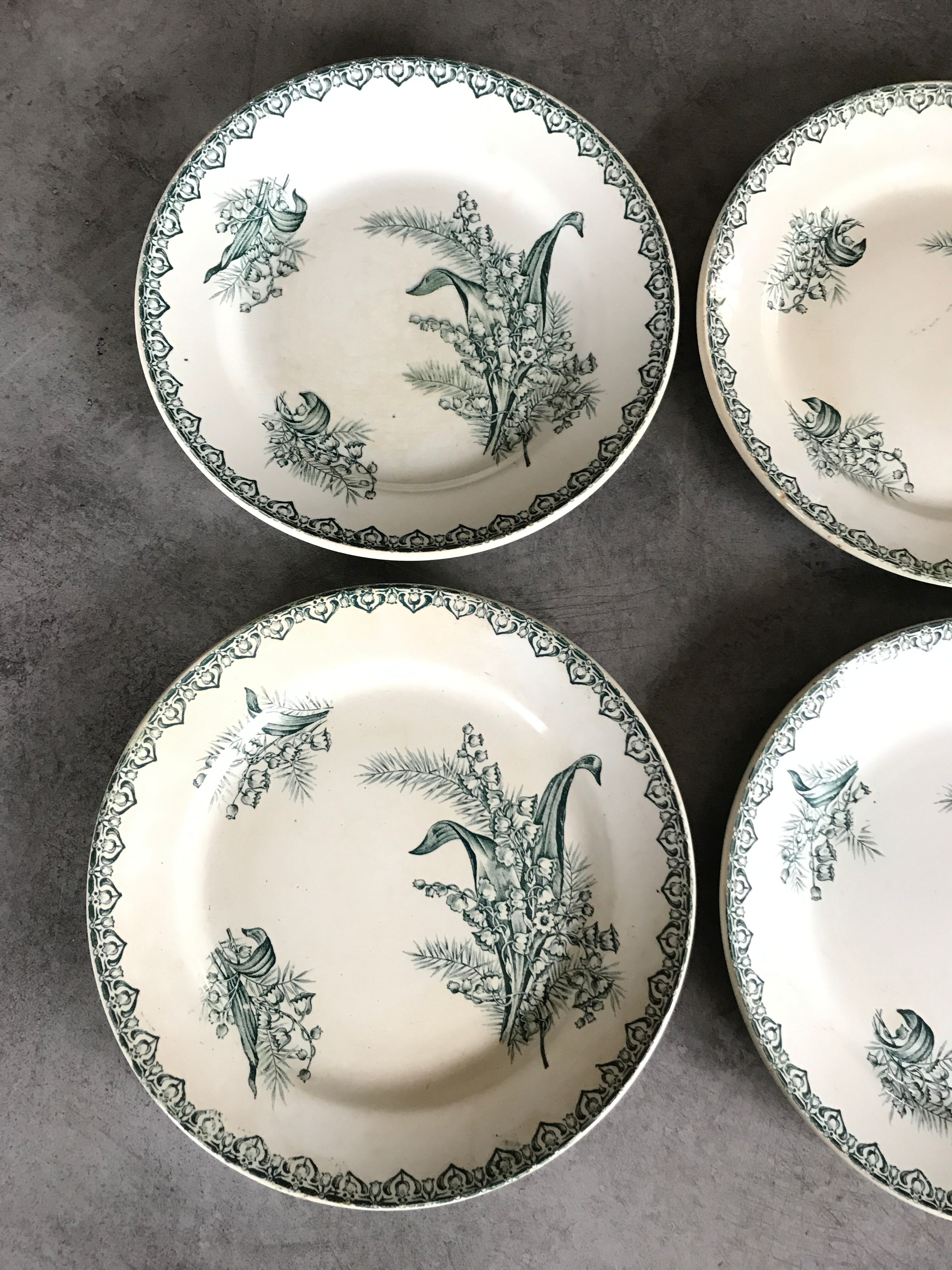 Set of 4 old plates st amandinoise st amand décor muguet