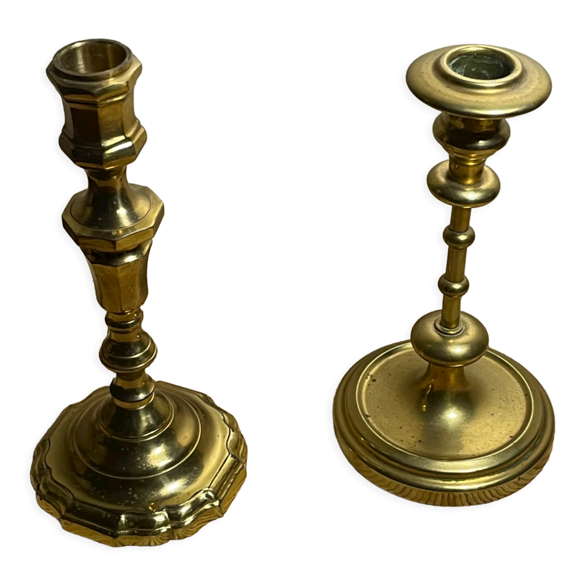 Duo de bougeoirs en laiton