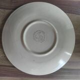 Plate with 3 ducks / geese in relief - Faïencerie de la Linde, France