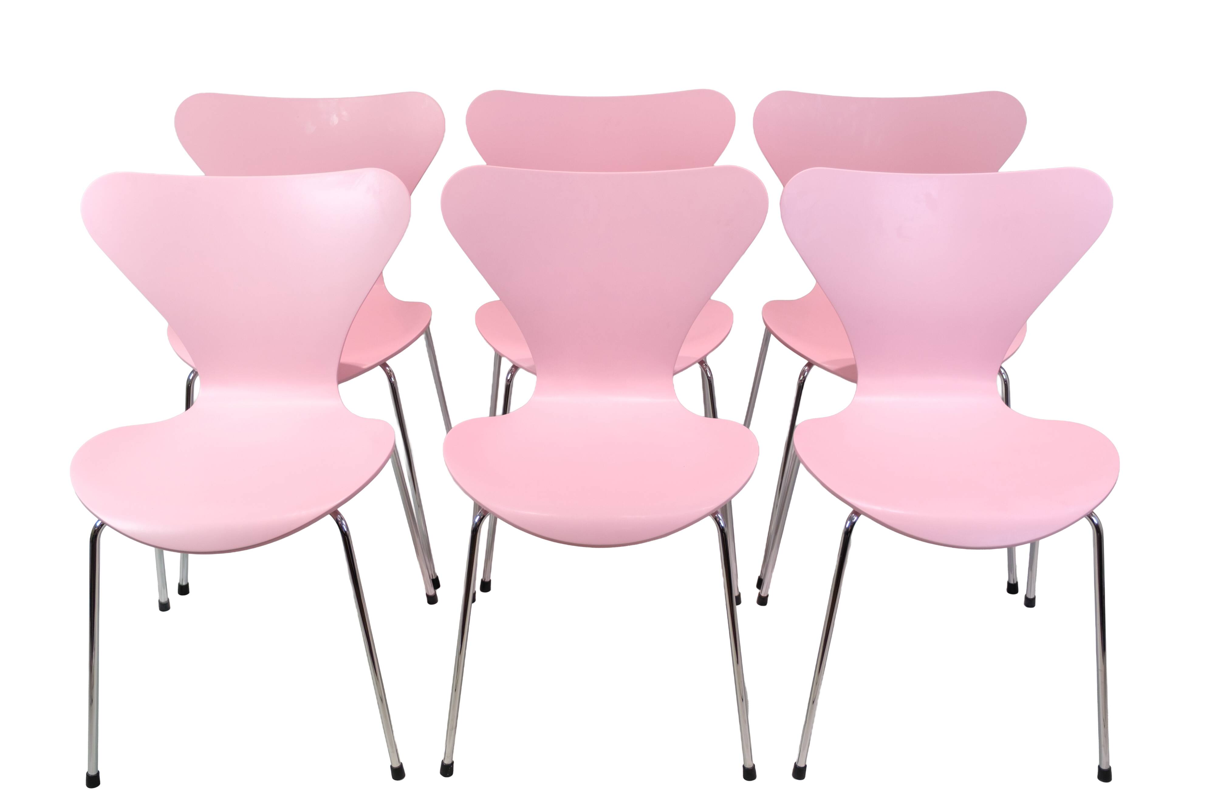 Set of 6 Series 7 chairs - Model 3107 - Series 7 chair - lacquered in pink - Arne Jacobsen - Fritz Hansen.