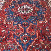 Oriental rug: former bakhtiari, 490 x 325