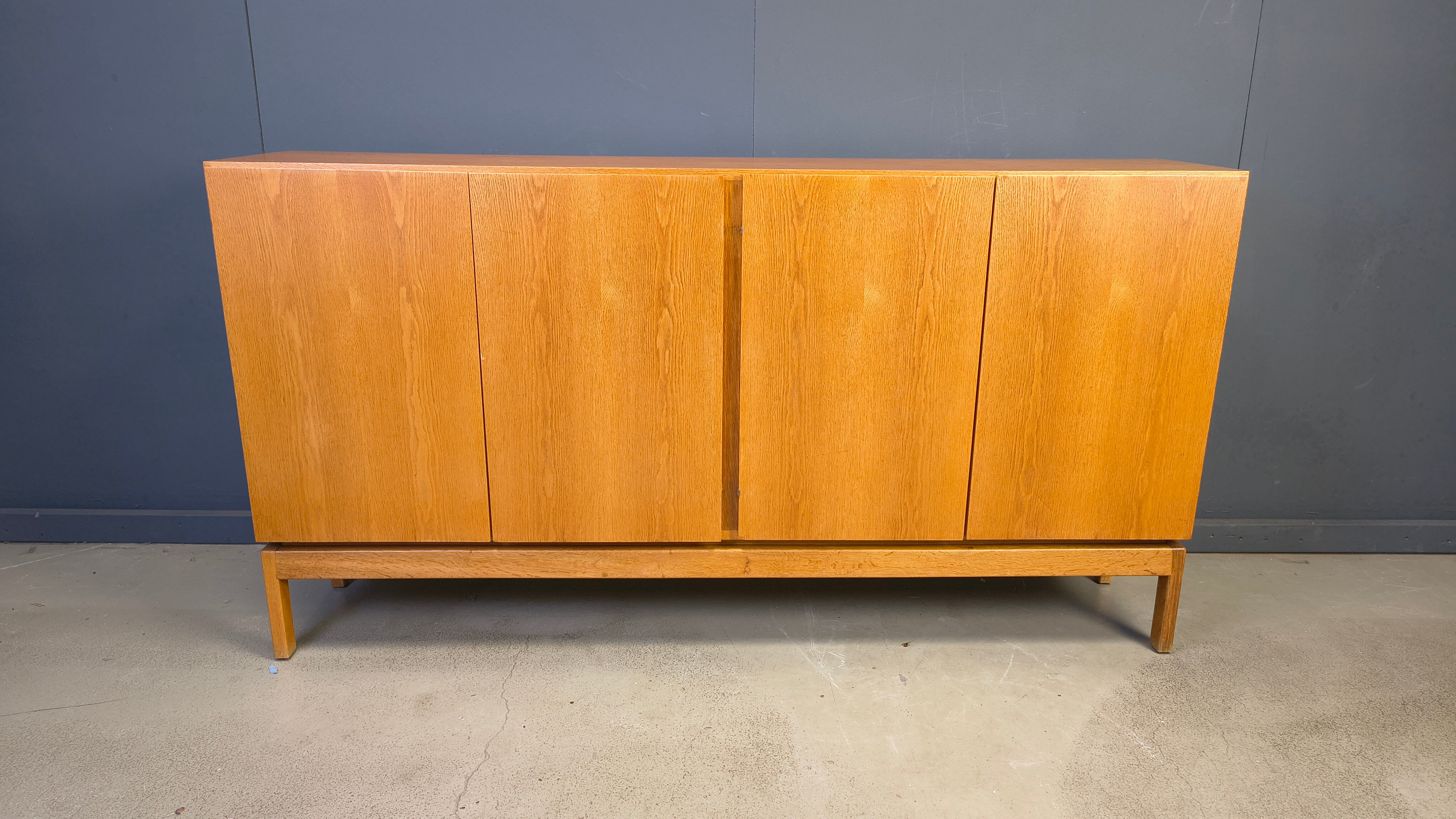 Buffet par Vandenberghe Pauvers, années 1970